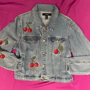 Forever 21 Cherry Embroidered Denim Jacket Size L Light Wash Jean Jacket